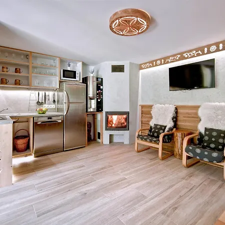 Weronika 3*