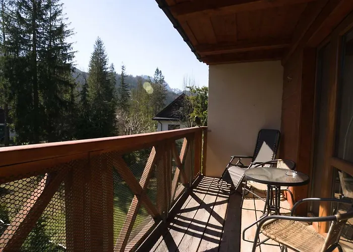 Weronika Nocleg ze śniadaniem 3*